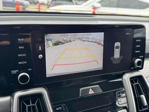 Used 2023 Kia Sorento S w/ Panoramic Sunroof Package FWD image 25