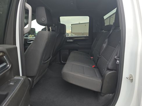 Used 2024 Chevrolet Silverado 2500 LT image 13