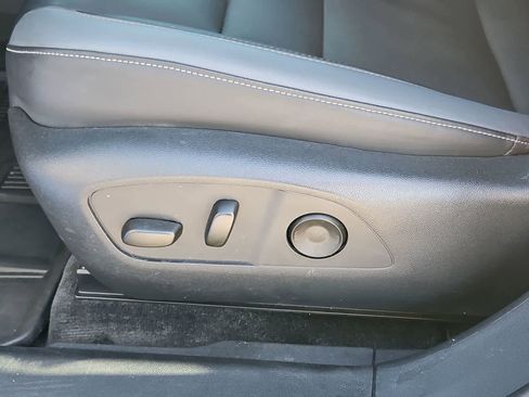 Used 2024 Honda Prologue Touring image 16