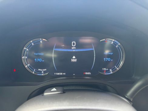 Used 2018 Cadillac Escalade ESV Platinum image 23