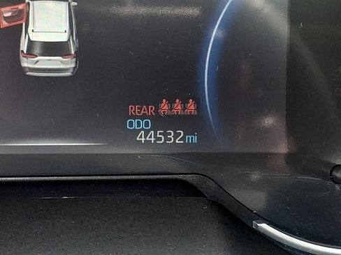 Used 2024 Toyota RAV4 XLE w/ Convenience Package AWD/4WD image 20