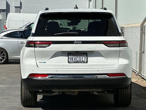 Used 2024 Jeep Grand Cherokee Limited 4xe AWD/4WD image 5