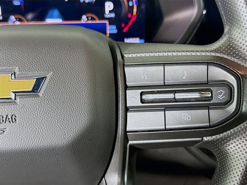 Used 2024 Chevrolet Colorado W/T image 14