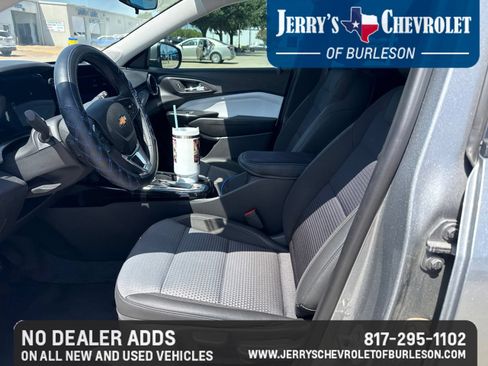 Used 2025 Chevrolet Trax LT w/ Driver Confidence Package FWD image 6
