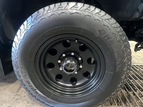 Used 2015 Ford F250 XL w/ Power Equipment Group AWD/4WD image 9