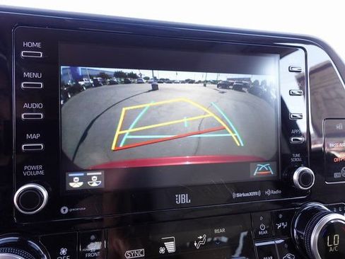 Used 2022 Toyota Highlander Limited image 20
