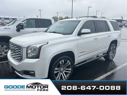 Used 2019 GMC Yukon Denali w/ Denali Ultimate Package AWD/4WD image 1