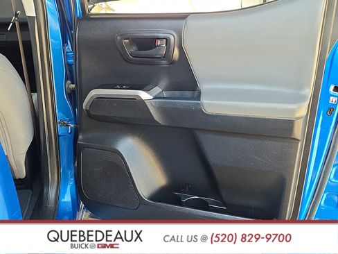 Used 2018 Toyota Tacoma SR5 RWD image 26