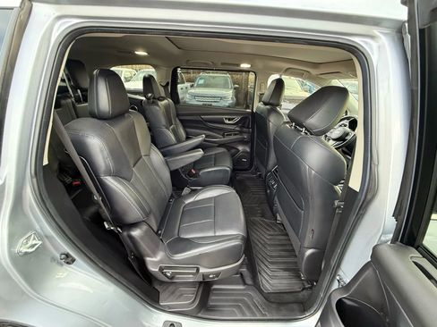 Used 2024 Subaru Ascent Limited w/ Technology Package AWD/4WD image 27