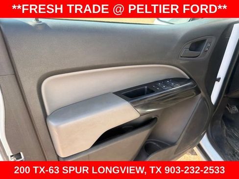 Used 2022 Chevrolet Colorado W/T w/ WT Convenience Package AWD/4WD image 8