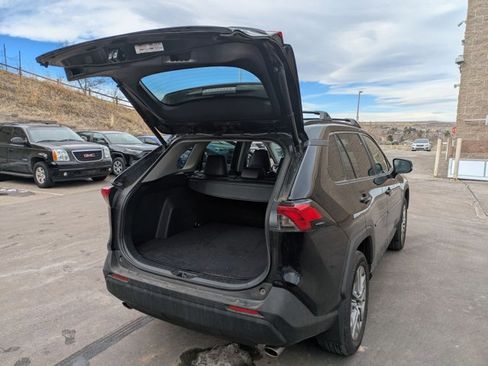 Used 2023 Toyota RAV4 XLE Premium image 22