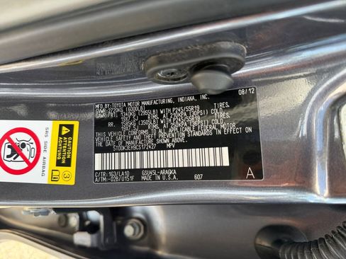 Used 2012 Toyota Highlander Limited w/ Protection Pkg AWD/4WD image 20