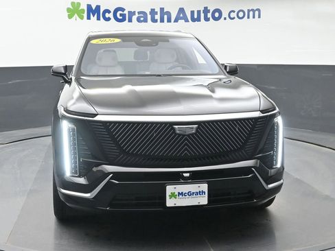 Used 2026 Cadillac Vistiq Luxury w/ LPO, Floor Liner Package image 4