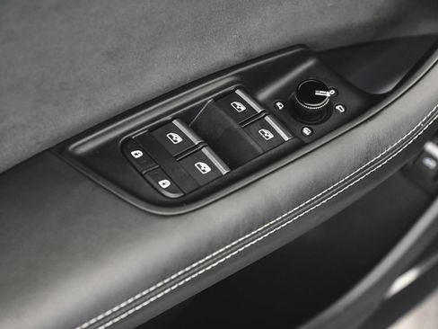 Used 2023 Audi RS Q8 AWD/4WD image 9