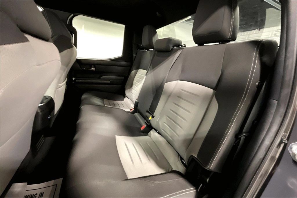 Used 2025 Toyota Tacoma TRD Sport RWD image 31