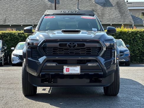 Certified 2025 Toyota Tacoma TRD Sport AWD/4WD image 9