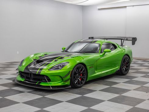 Used 2017 Dodge Viper GTC w/ ACR Package image 8