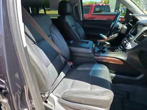 Used 2020 GMC Yukon SLT w/ HD Trailering Package AWD/4WD image 23