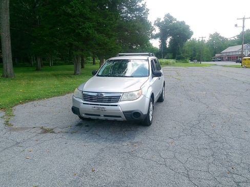 Used 2009 Subaru Forester 2.5X AWD/4WD image 3