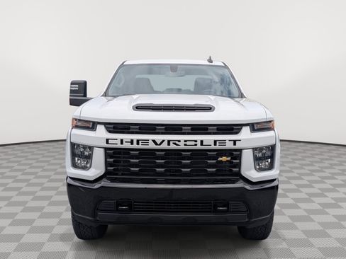 Used 2022 Chevrolet Silverado 2500 Custom w/ Custom Value Package AWD/4WD image 8