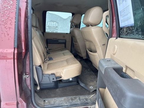 Used 2015 Ford F350 Lariat w/ Lariat Interior Package image 11