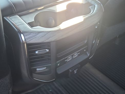 Used 2025 RAM 3500 Limited image 19