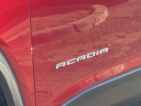 Certified 2023 GMC Acadia SLT w/ Technology Package image 28