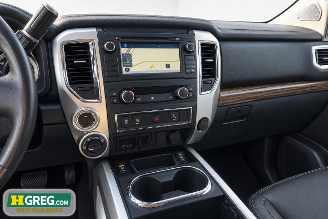 Used 2016 Nissan Titan SL AWD/4WD image 14