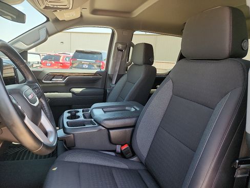 Used 2024 GMC Sierra 1500 Elevation AWD/4WD image 12