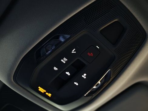 New 2025 Audi Q5 Prestige image 40