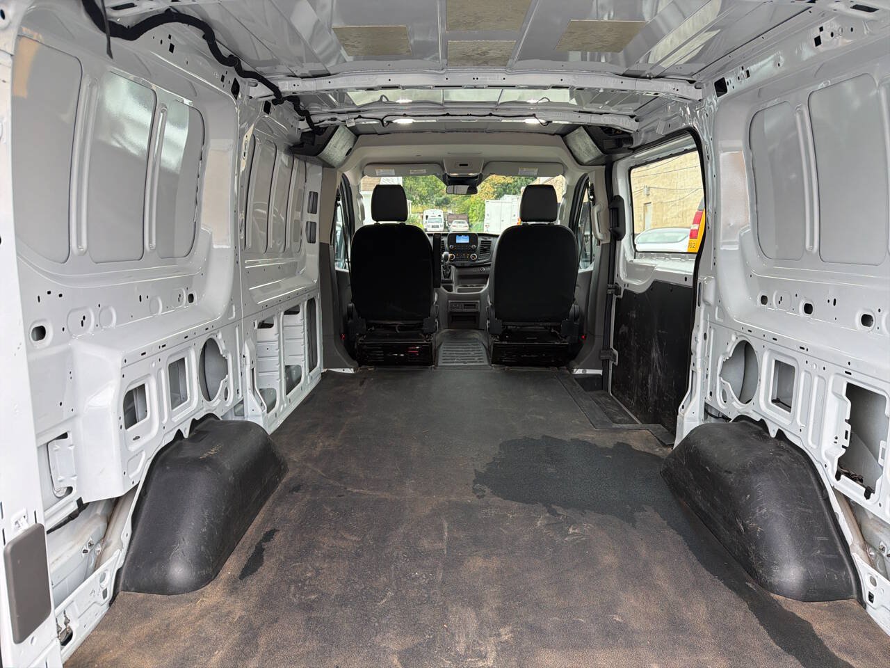 Used 2022 Ford Transit 250 Low Roof RWD image 33