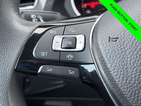 Used 2021 Volkswagen Tiguan S image 12