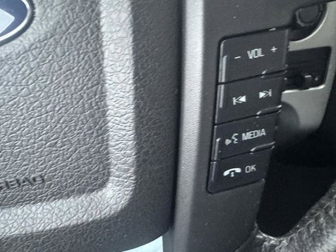 Used 2013 Ford F150 XLT w/ Luxury Equipment Group image 18