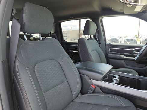 Certified 2025 RAM 1500 Big Horn image 30