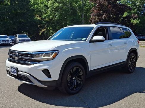 Certified 2023 Volkswagen Atlas SE w/ Panoramic Sunroof Package AWD/4WD image 5