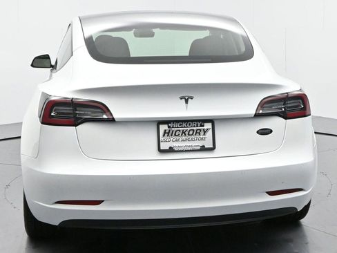 Used 2022 Tesla Model 3 RWD image 6