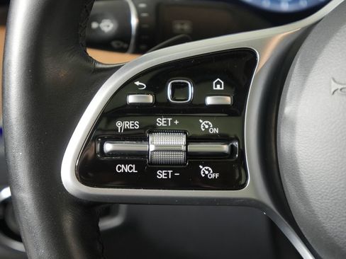 Certified 2020 Mercedes-Benz E 350 4MATIC Sedan image 23