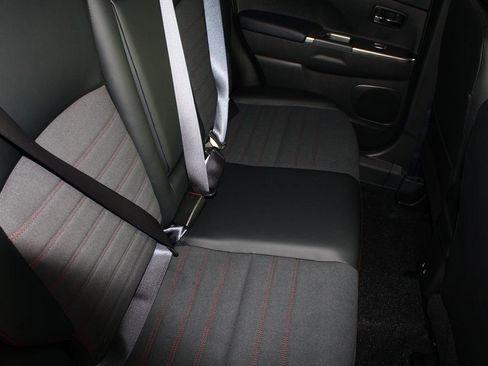 New 2026 Mitsubishi Outlander Sport SE image 7