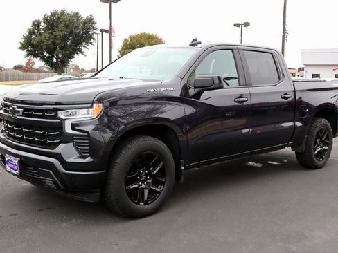 Used 2022 Chevrolet Silverado 1500 RST image 11