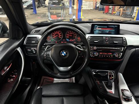 Used 2017 BMW 330i xDrive Sedan AWD/4WD image 19