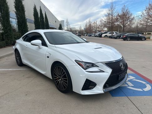 Used 2017 Lexus RC F image 3