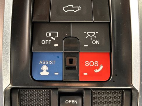 Certified 2022 RAM 1500 Laramie image 8