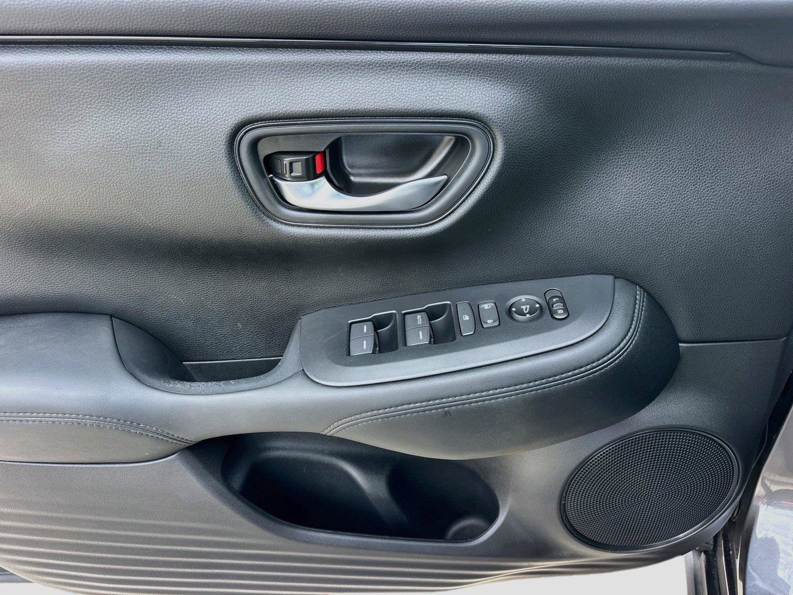 Certified 2025 Honda HR-V LX image 20