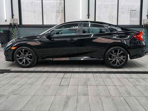 Used 2021 Honda Civic Sport image 4