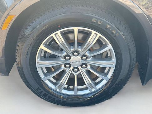 Used 2017 Cadillac XT5 Luxury w/ Driver Awareness Package image 35