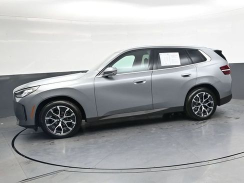 Used 2025 BMW X3 xDrive30i AWD/4WD image 9