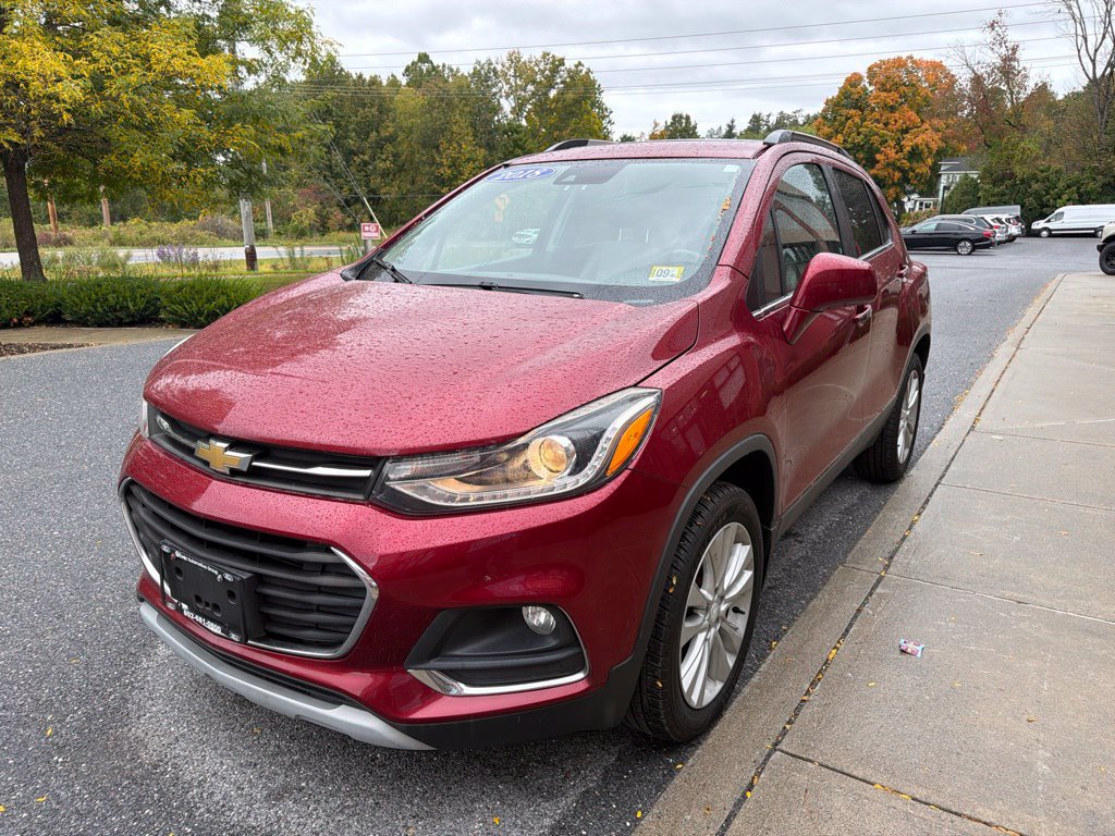 Used 2018 Chevrolet Trax Premier w/ LPO, Protection Package AWD/4WD image 3