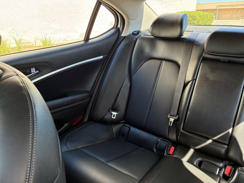 Used 2026 Genesis G70 2.5T RWD image 41