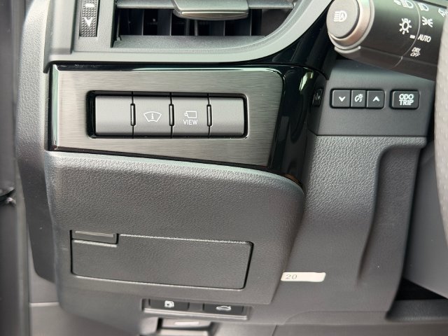 Used 2025 Lexus ES 350 F Sport w/ Accessory Package (Z1) FWD image 32