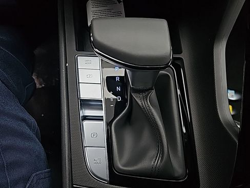 New 2026 Hyundai Elantra Limited image 21